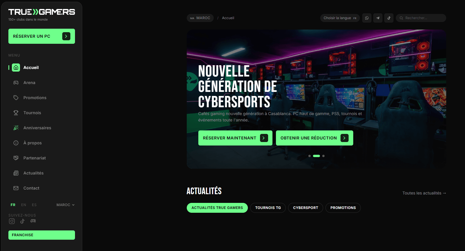 True Gamers — home page with booking sidebar